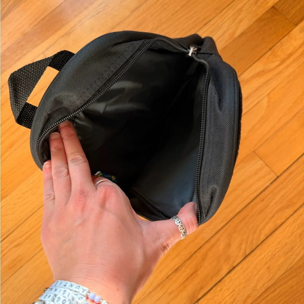 Star Wars Black Darth Vader Kids Bag NWOT
